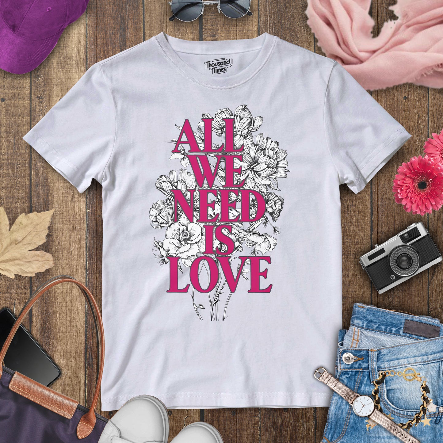 "All we need is love" women's T-Shirt