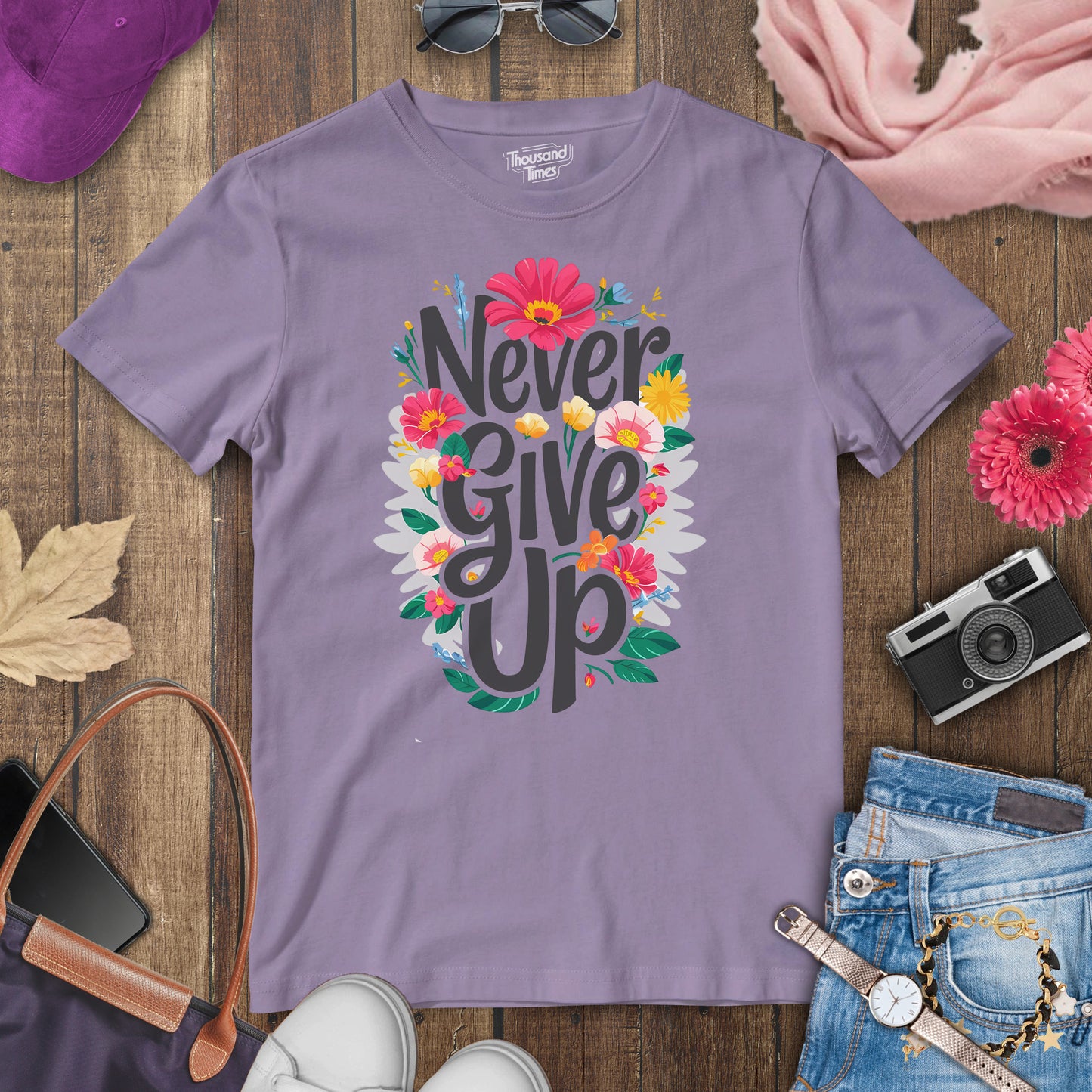 'Never give up' women's T-Shirt