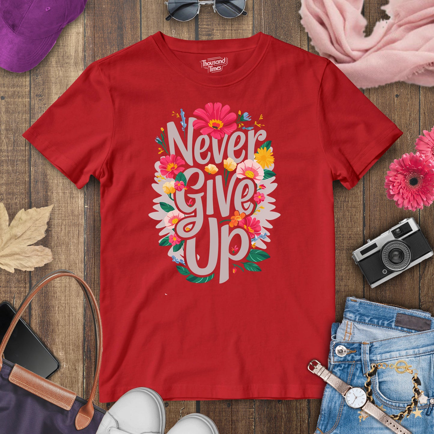 'Never give up' women's T-Shirt